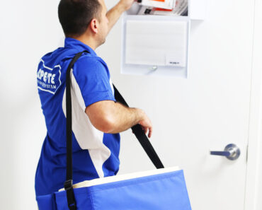 Best Medical Courier Companies to Apply to in 2026