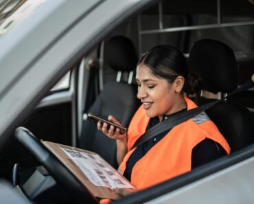 How to Land Your First Medical Courier Route Fast